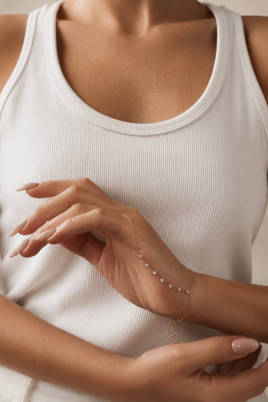 Solene Hand Chain