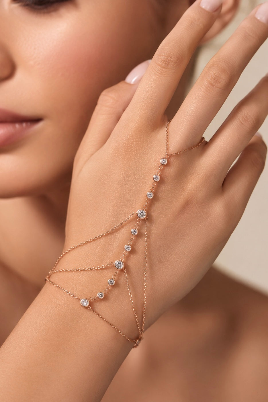 Éclat Hand Chain